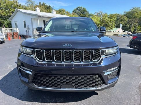 Used 2023 Jeep Grand Cherokee 4WD 4xe image 2