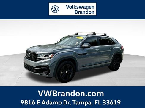 Used 2022 Volkswagen Atlas Cross Sport SEL R-Line image 1