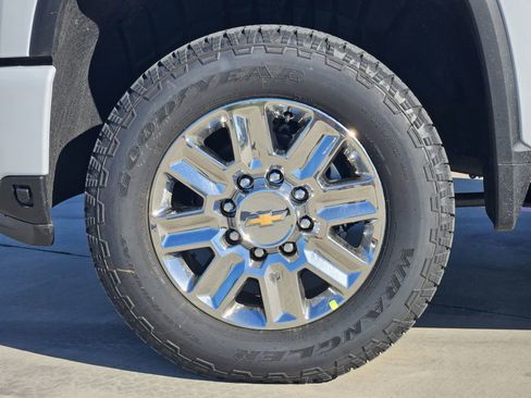 New 2026 Chevrolet Silverado 2500 High Country w/ Technology Package image 12