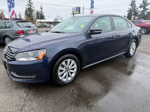 Used 2014 Volkswagen Passat 1.8T S image 3