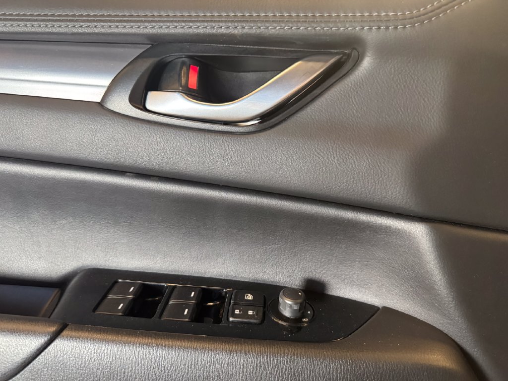 Used 2019 MAZDA CX-5 Touring FWD image 19