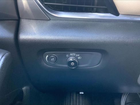 Certified 2022 Chevrolet Traverse LS w/ LPO, Cargo Package FWD image 32
