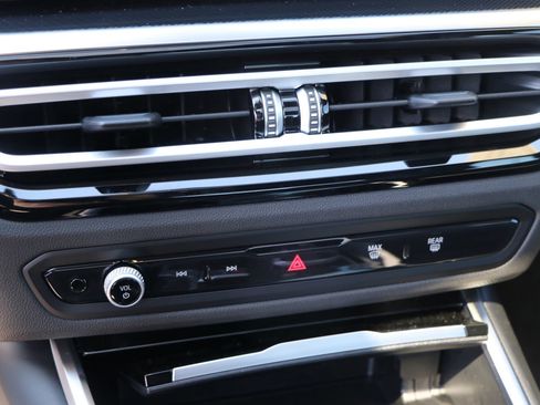 Used 2024 BMW 230i xDrive Coupe w/ Premium Package image 23