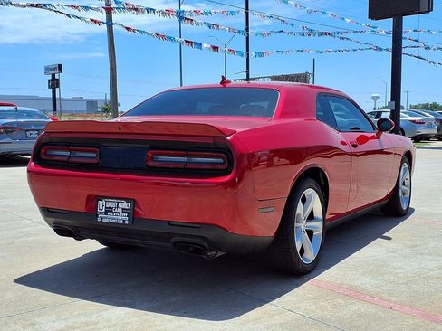 Used 2016 Dodge Challenger R/T w/ Sound Group RWD image 3