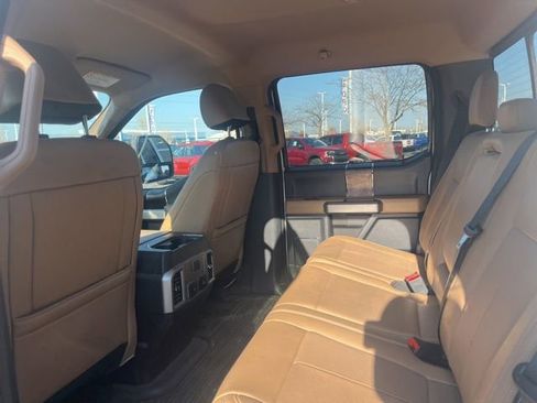Certified 2022 Ford F250 Lariat w/ Chrome Package image 17