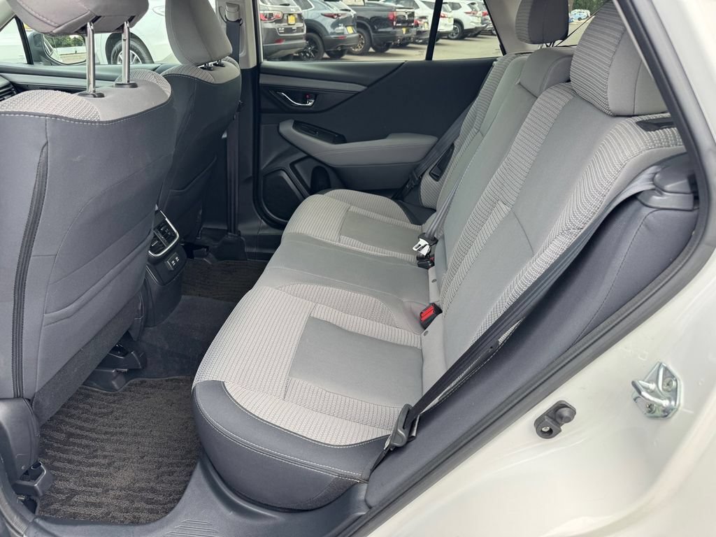 Used 2022 Subaru Outback Premium AWD/4WD image 14