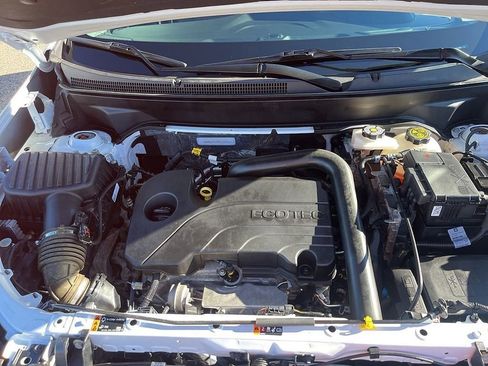 Used 2023 Chevrolet Equinox LT image 65