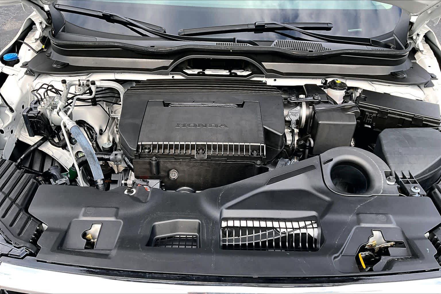 Used 2024 Honda Pilot Touring image 32