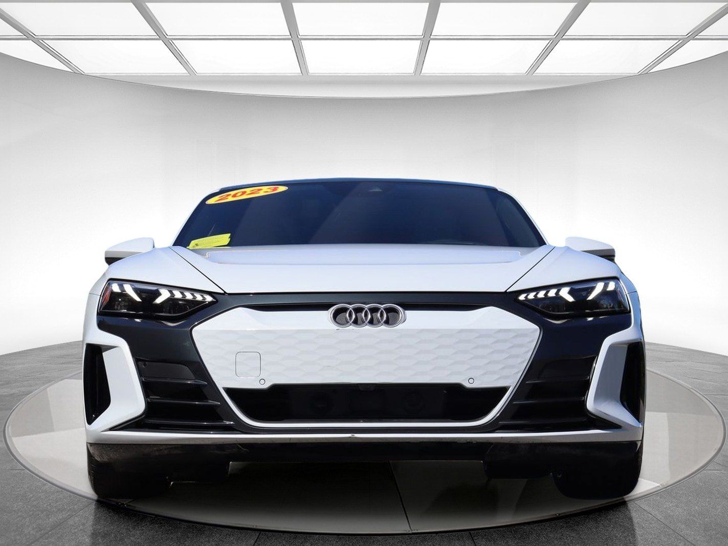 Used 2023 Audi e-tron GT Prestige w/ Prestige Package AWD/4WD image 2
