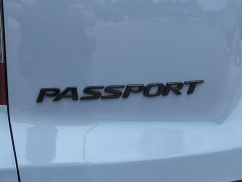 Used 2025 Honda Passport Black Edition image 5