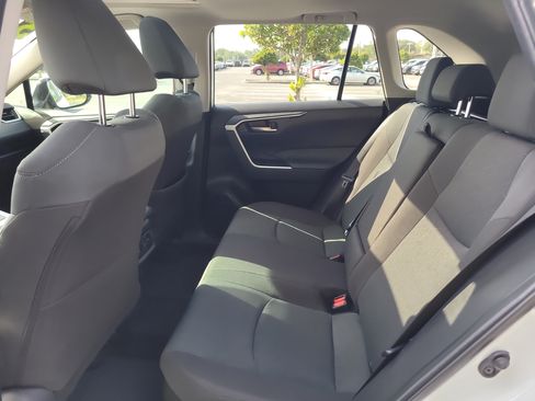 Certified 2025 Toyota RAV4 XLE w/ Convenience Package AWD/4WD image 15