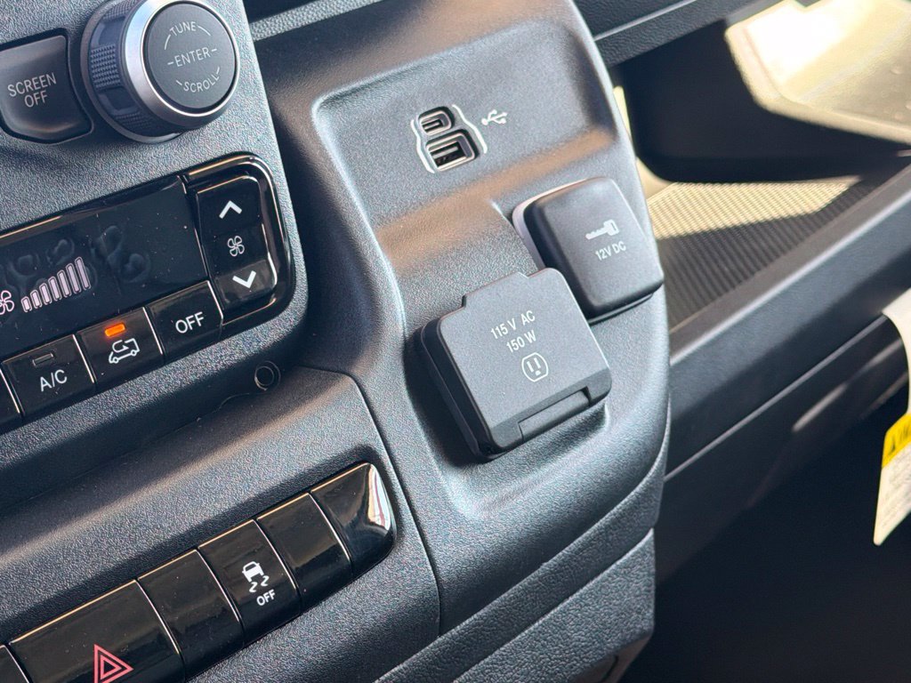 New 2026 RAM ProMaster 3500 w/ Convenience Group FWD image 31