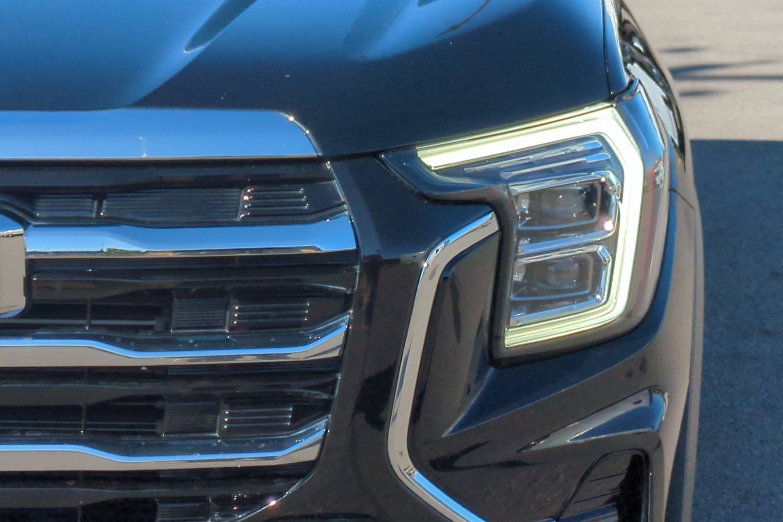 Used 2025 GMC Terrain Elevation AWD/4WD image 52