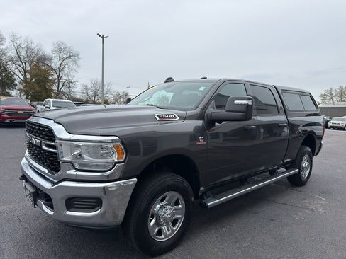 Used 2024 RAM 2500 Tradesman w/ Towing Technology Group image 4