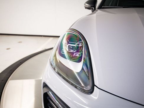 Certified 2023 Porsche Cayenne Platinum Edition AWD/4WD image 13