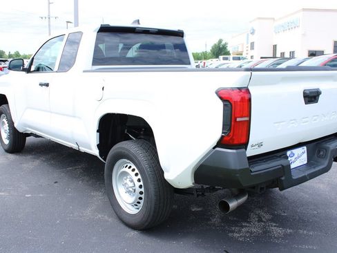 Used 2025 Toyota Tacoma SR RWD image 6