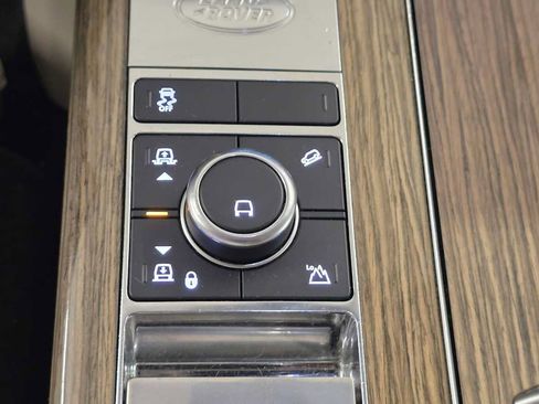 Used 2019 Land Rover Range Rover AWD/4WD image 33