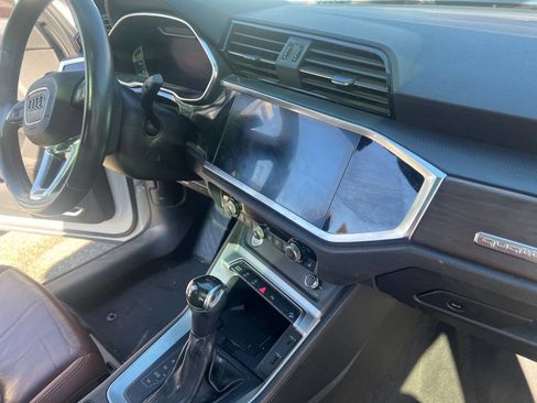 Used 2019 Audi Q3 2.0T Premium Plus image 16