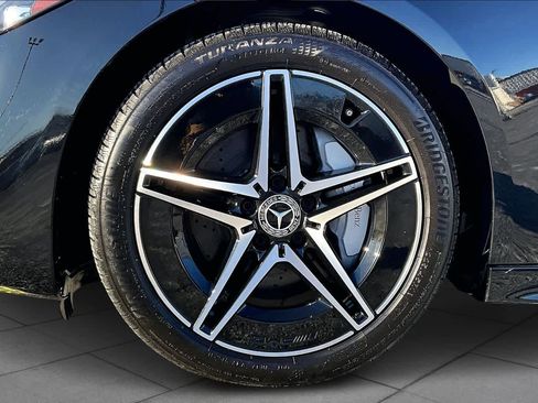 Used 2023 Mercedes-Benz C 300 4MATIC Sedan image 10