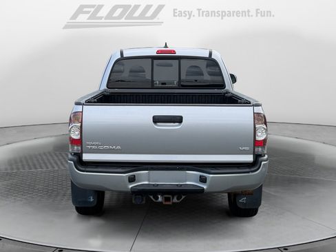 Used 2014 Toyota Tacoma 4x4 Access Cab V6 w/ TRD Sport Package image 6
