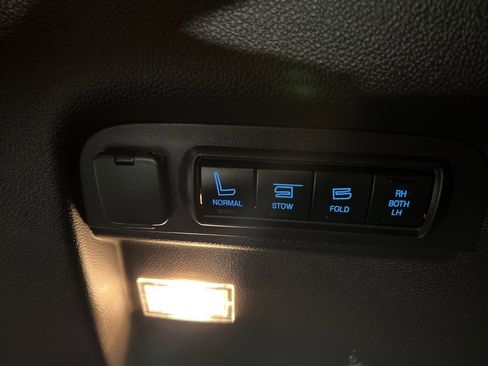 Used 2015 Ford Explorer Limited w/ Equipment Group 302A image 40