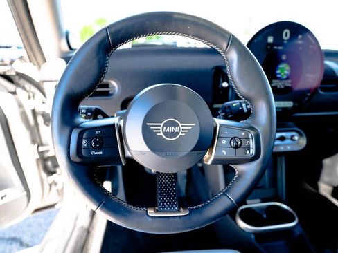 Used 2025 MINI Cooper S FWD image 15