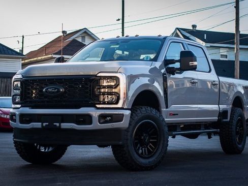 New 2026 Ford F250 Lariat w/ Black Appearance Package image 3