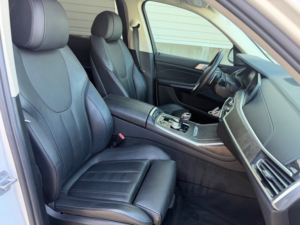Used 2020 BMW X7 xDrive40i w/ Premium Package AWD/4WD image 34