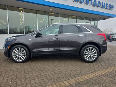 Used 2018 Cadillac XT5 Platinum w/ Driver Assist Package image 2