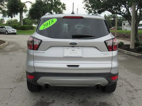 Used 2018 Ford Escape Titanium image 5