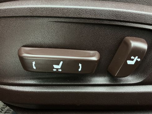 Used 2017 Lexus ES 350 w/ Premium Package FWD image 39