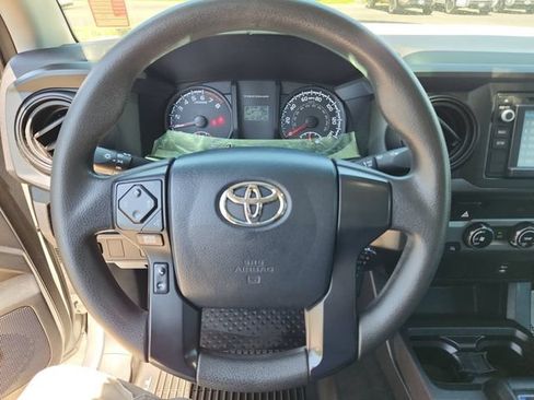 Used 2017 Toyota Tacoma SR w/ Tow Package AWD/4WD image 9
