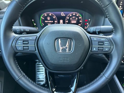 Used 2025 Honda Accord Sport image 16