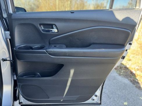 Used 2019 Honda Passport Touring image 15