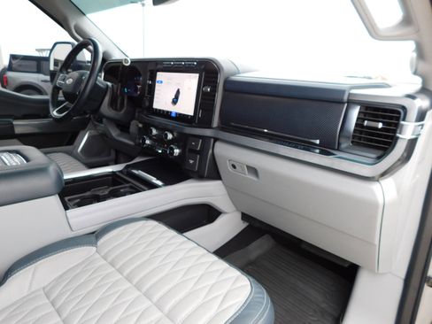 Used 2023 Ford F250 Limited w/ FX4 Off-Road Package image 13