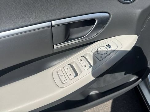 Used 2025 Hyundai Sonata SEL FWD image 9