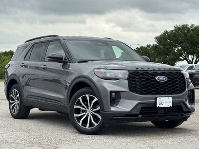 Certified 2025 Ford Explorer ST-Line