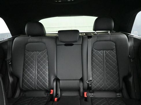 New 2026 Audi SQ8 Premium Plus AWD/4WD image 17