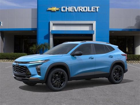 New 2025 Chevrolet Trax ACTIV w/ Driver Confidence Package image 2