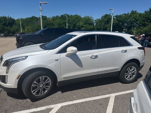 Used 2020 Cadillac XT5 Premium Luxury image 1