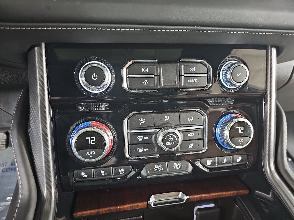 Used 2023 GMC Yukon XL Denali Ultimate w/ LPO, Floor Liner Package AWD/4WD image 27