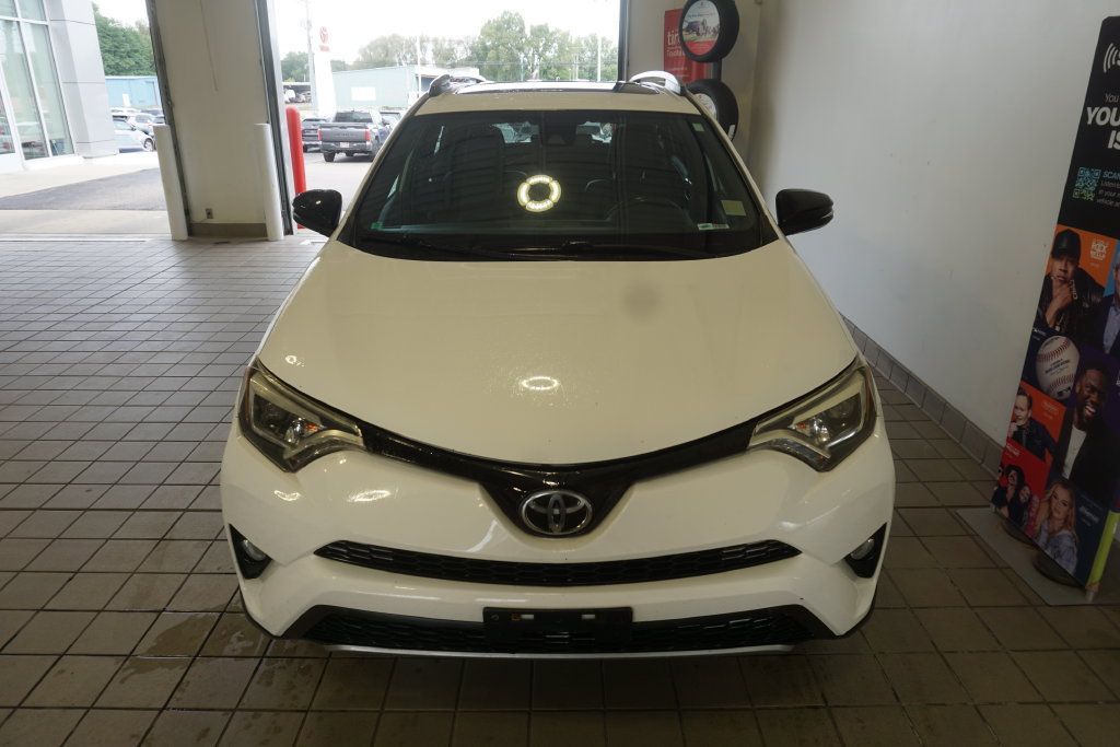 Used 2018 Toyota RAV4 SE w/ Power Extra Value Package AWD/4WD image 11