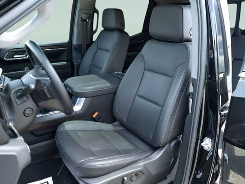 Used 2024 GMC Sierra 1500 SLT AWD/4WD image 14