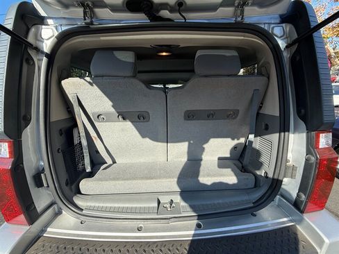 Used 2007 Jeep Commander Sport w/ Skid Plate Group image 10