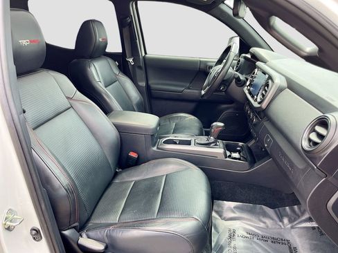 Used 2020 Toyota Tacoma TRD Pro AWD/4WD image 29