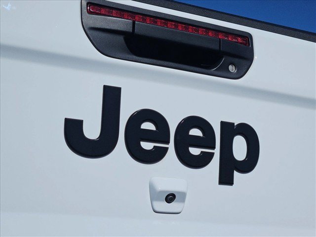 Used 2024 Jeep Gladiator Sport AWD/4WD image 30