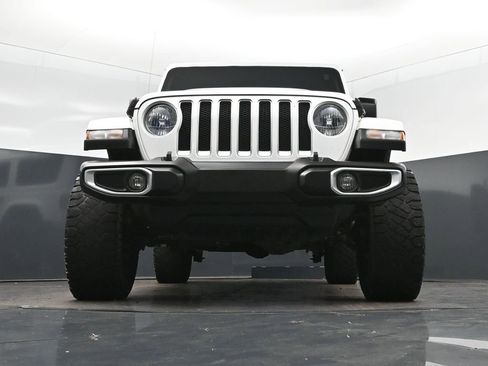 Used 2018 Jeep Wrangler Unlimited Sahara AWD/4WD image 47