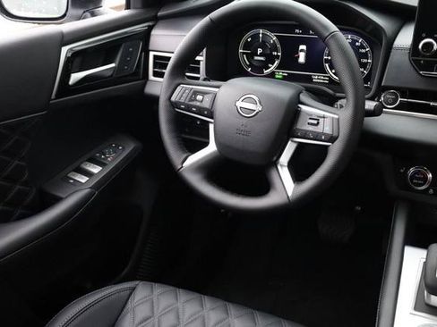 New 2026 Nissan Rogue Platinum AWD/4WD image 27