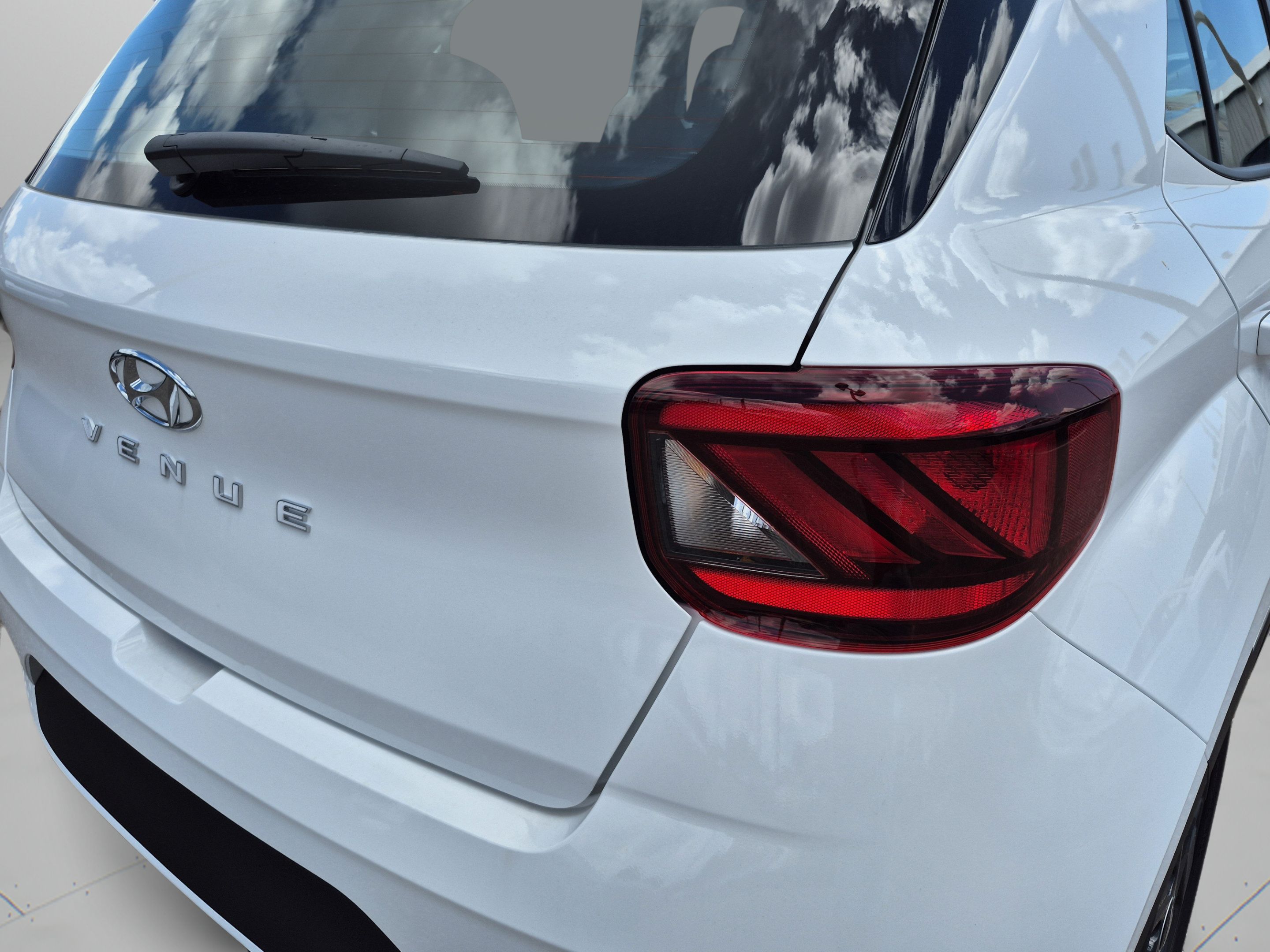 New 2026 Hyundai Venue SEL FWD image 33
