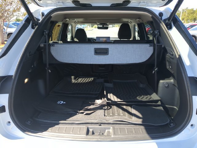 Used 2025 Mitsubishi Outlander SE FWD image 12